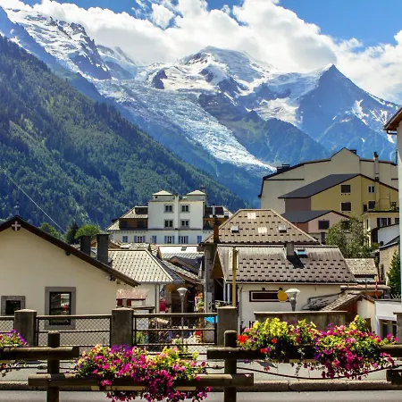Apartment L'espace Montagne-15 By Interhome Chamonix
