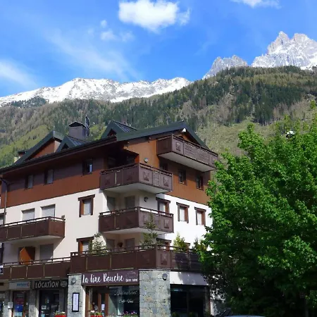 L'espace Montagne-15 *